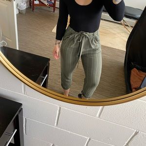 American Eagle Paper Bag Pant